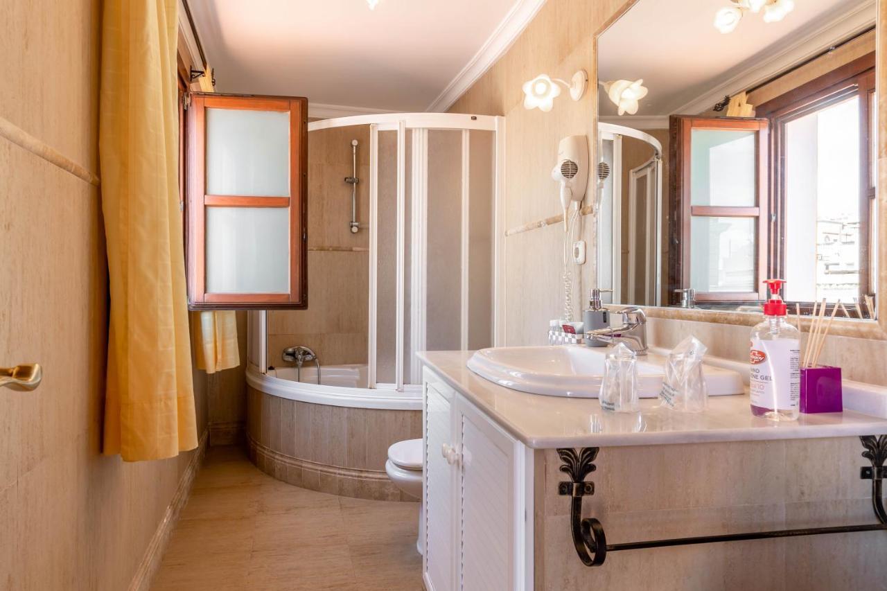 Apartamentos Trujillo Tarifa Exteriör bild